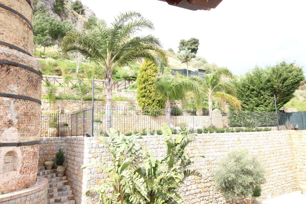 Villa Privata - Private Villa ปาแลร์โม ภายนอก รูปภาพ